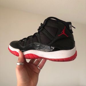 ‼️AUTHENTIC RETRO JORDAN BRED 11’S‼️